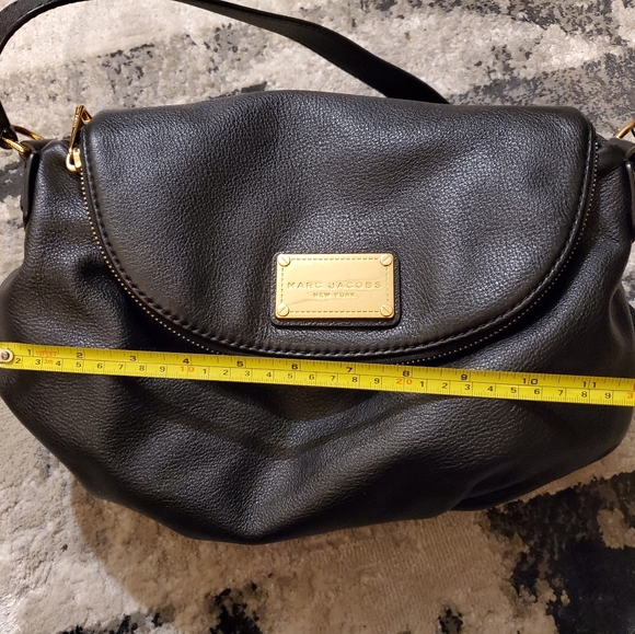 SOLD Marc Jacobs Crossbody - Picture 3 of 8